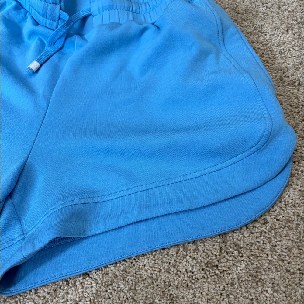 Varley Vibrant Blue Athletic Shorts - Picture 3 of 6